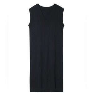 Black Sleeveless Knit Dress